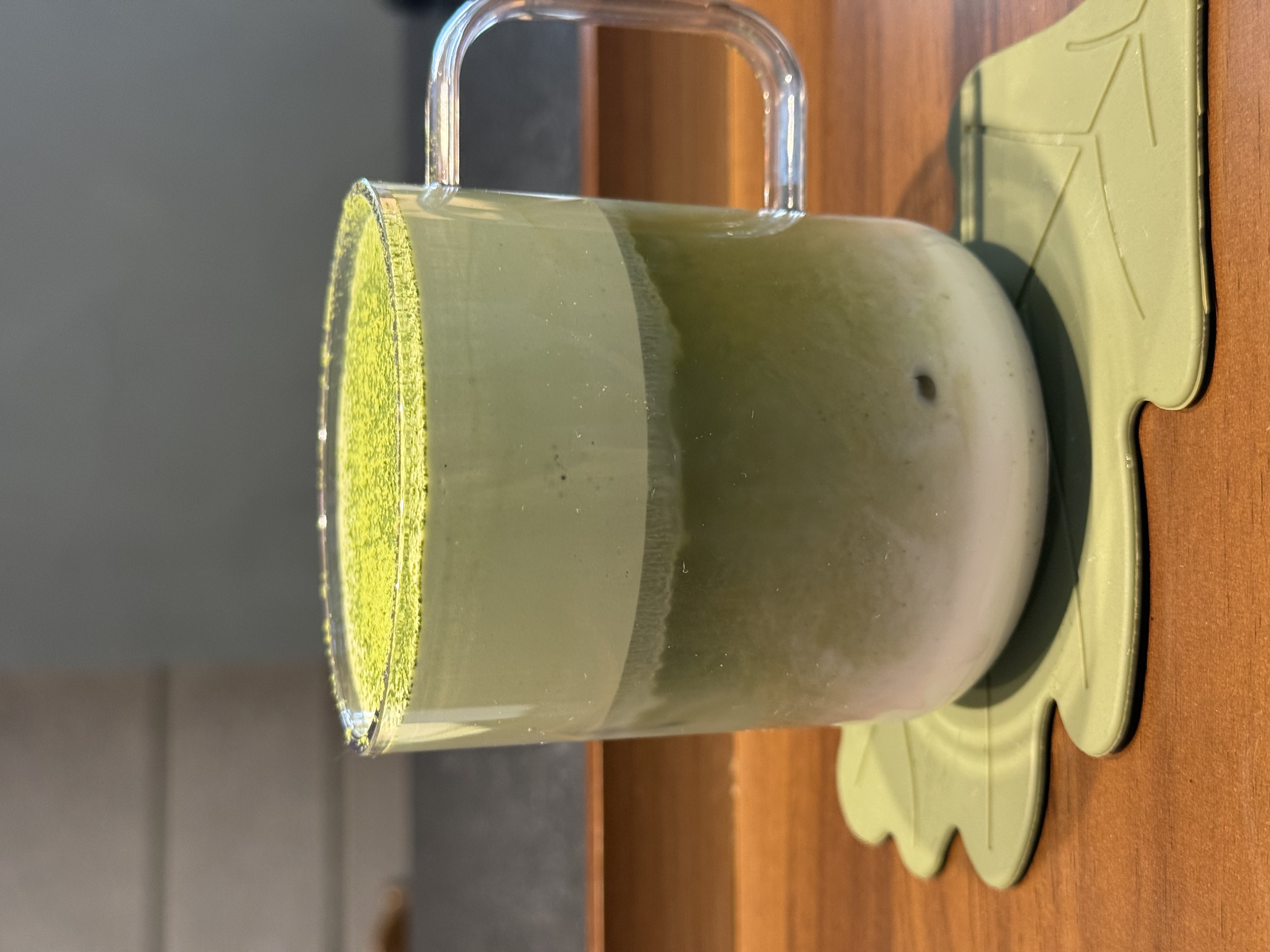 말차 라떼와 함께하는 순간